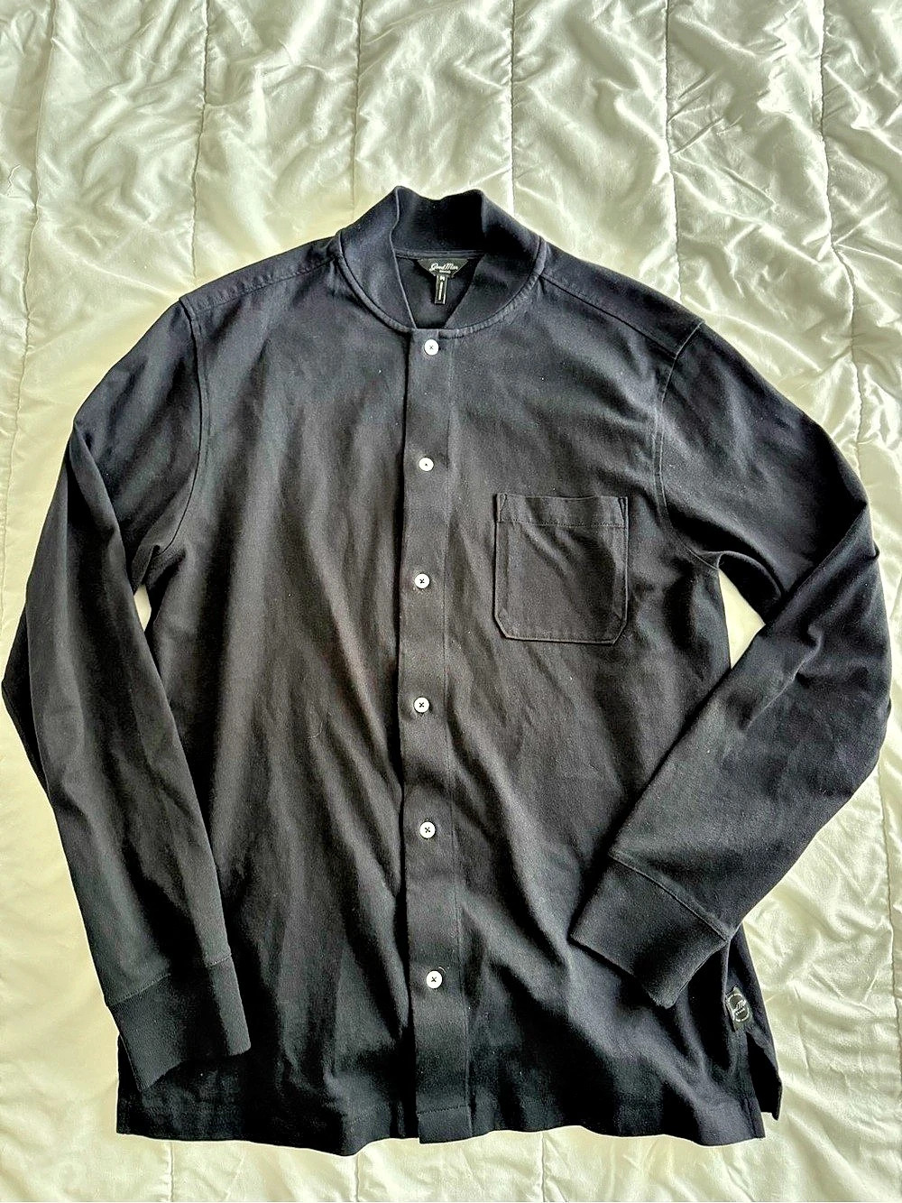 Good Man Brand Men's Black Button-Up Shirt Size Medium Like New